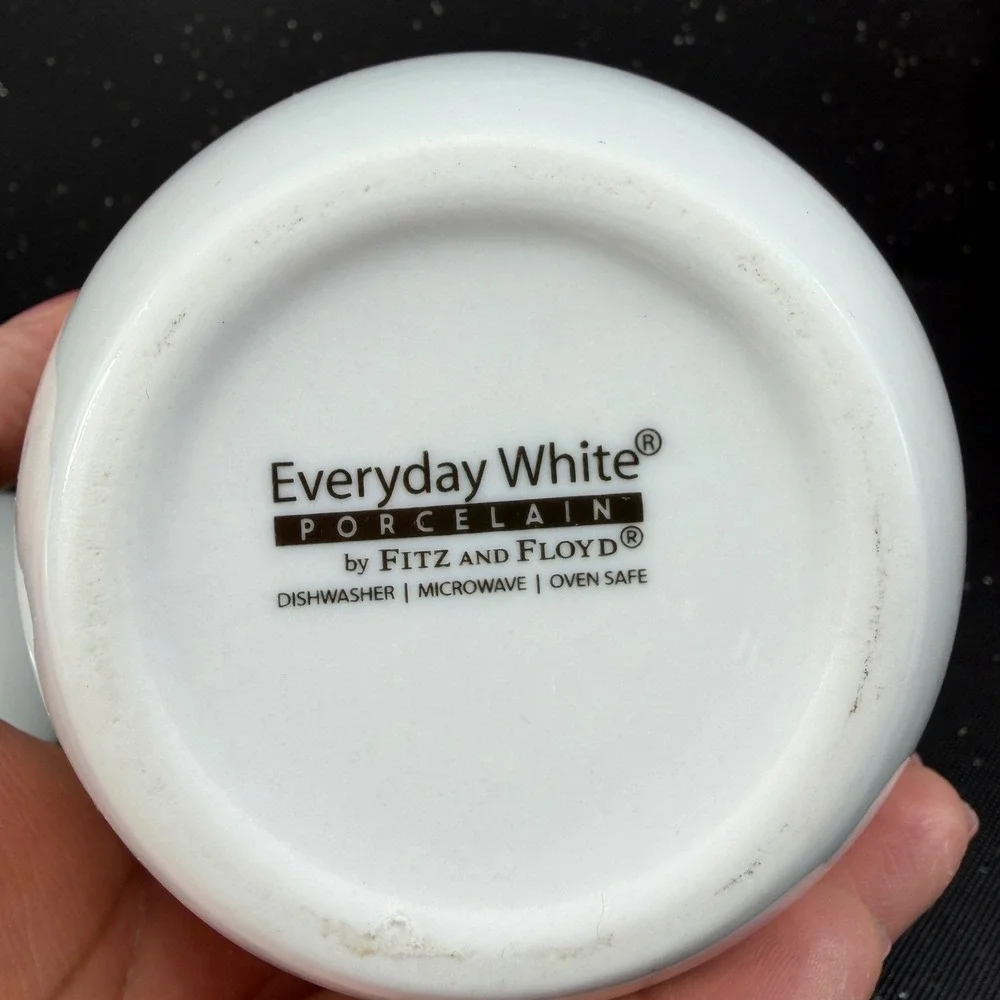 Fitz and Floyd Everyday White Porcelain Sugar Bowl with Lid 4x5 Inch Classic